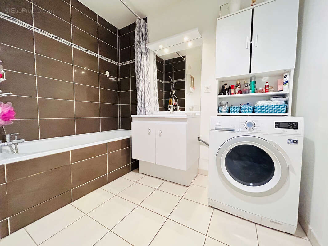 Appartement à BAGNEUX