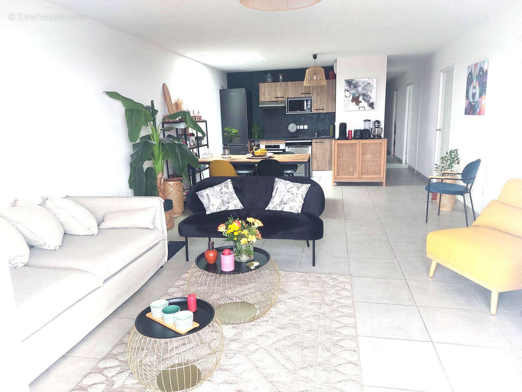 Appartement à SAINT-LOUP-CAMMAS