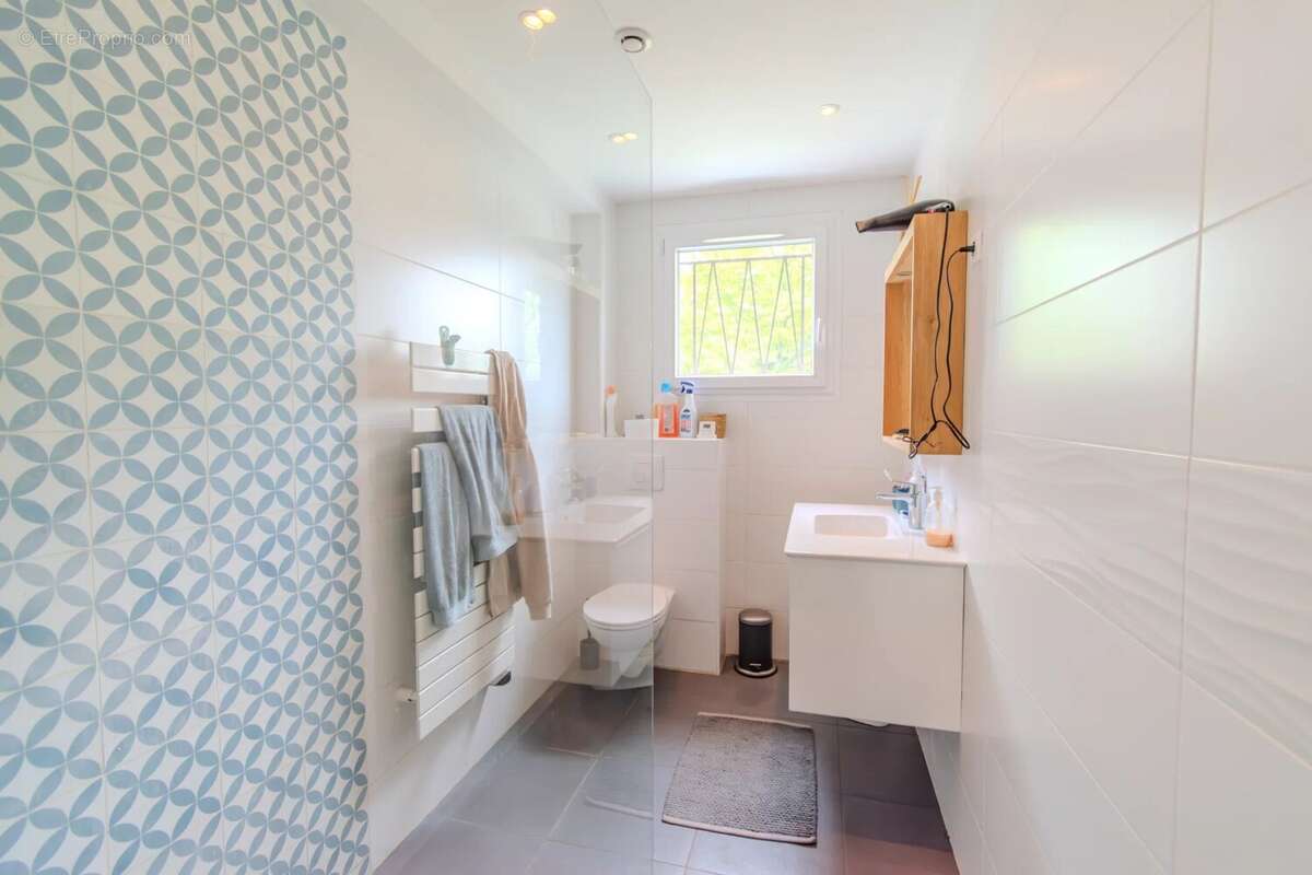 Maison à MONTMORENCY