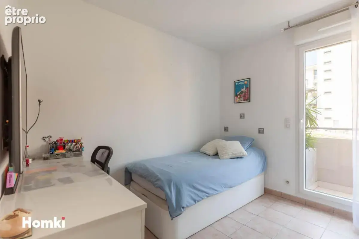 Appartement T3 de 67 m² à Marseille 13005, Rue Jules Gontard - photo 8