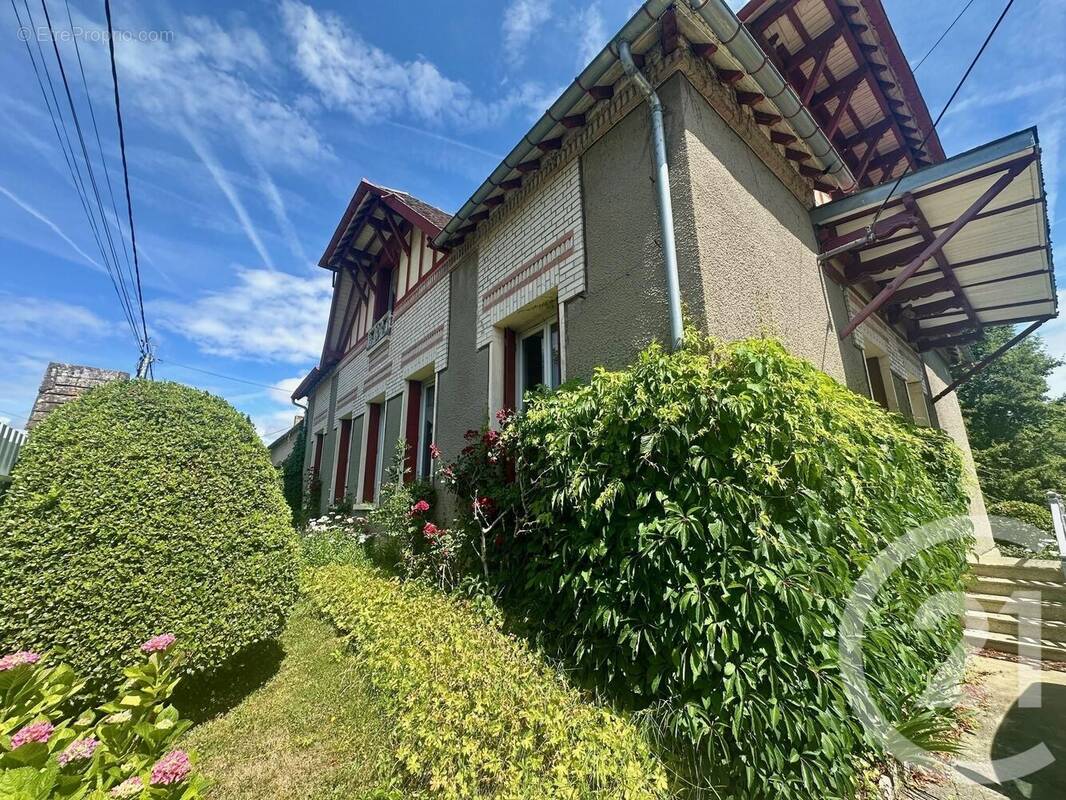 Maison à VALLERY