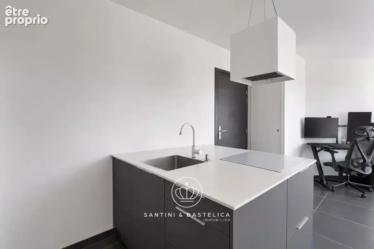 T3 à vendre avec terrasse panoramique et garage – Ajaccio - photo 3