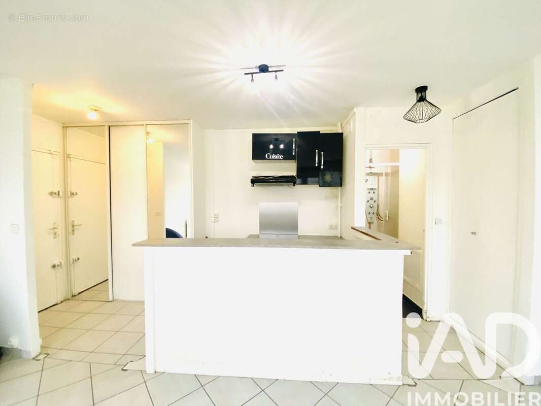 Photo 2 - Appartement à CHOISY-LE-ROI