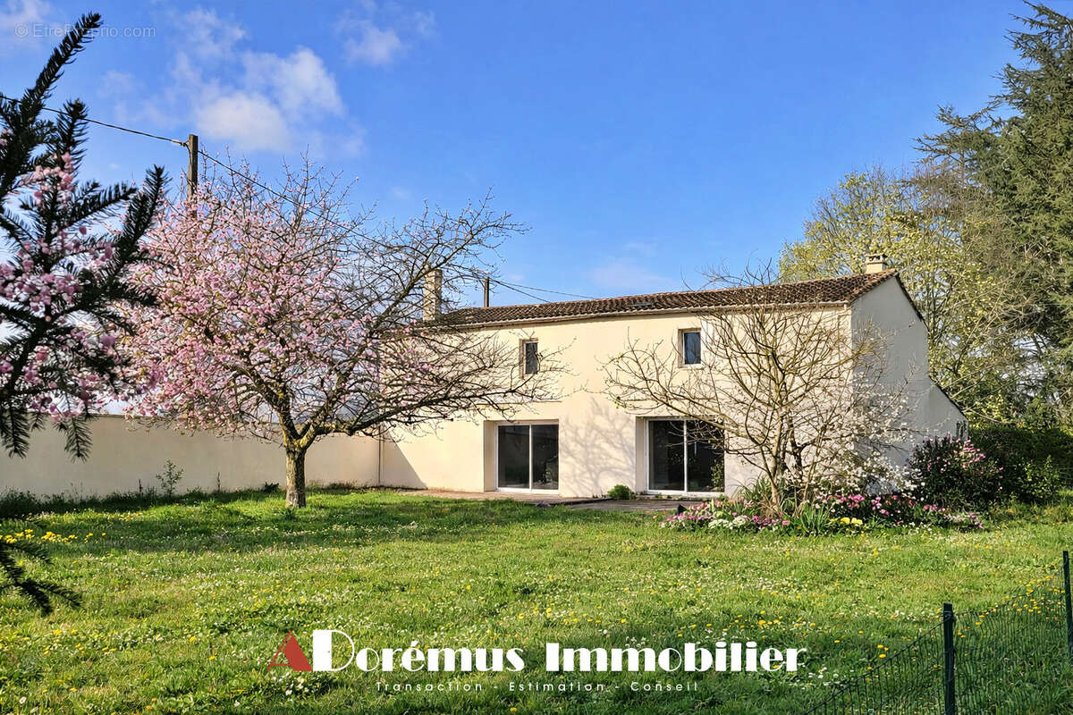 Maison à QUINSAC