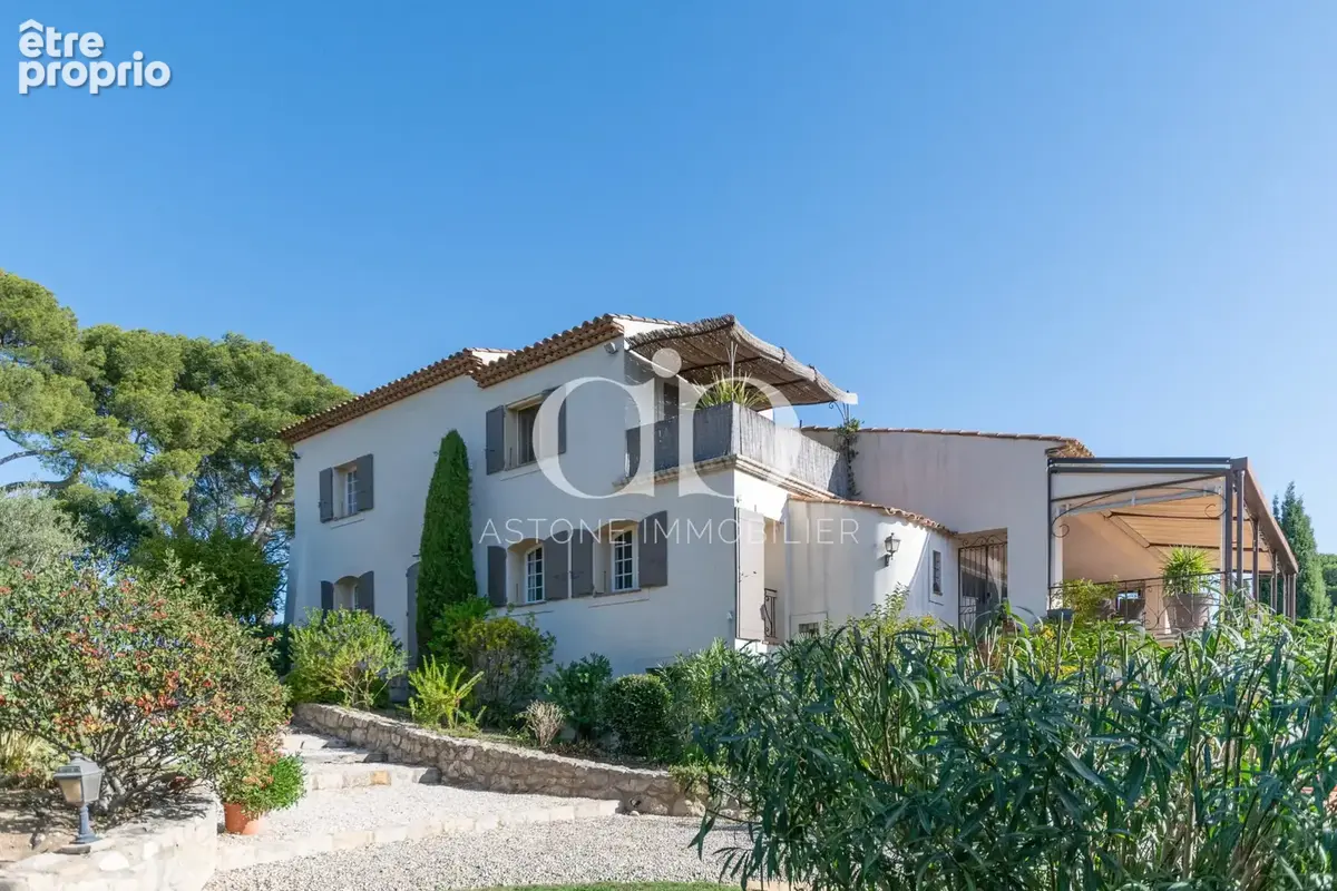 Propriete prestige sur les hauteurs de la cadiere d'azur - photo 4