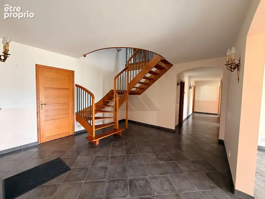 A vendre fouesnant mousterlin maison  8 pieces 218 m2  sur 2000m2 - photo 3