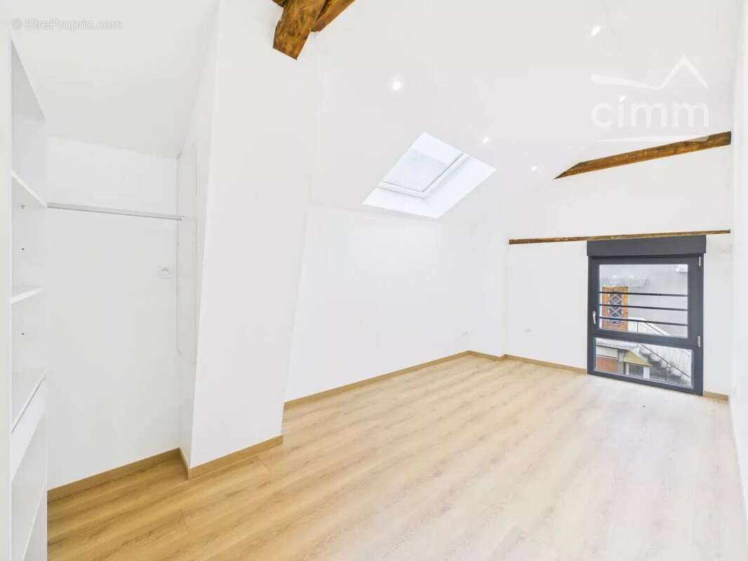 Appartement à FROGES