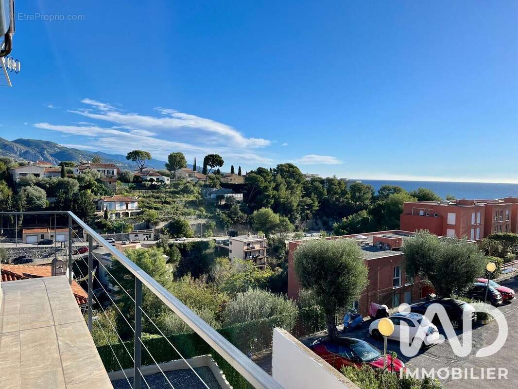 Appartement 84 m² à Roquebrune-Cap-Martin  - photo 2