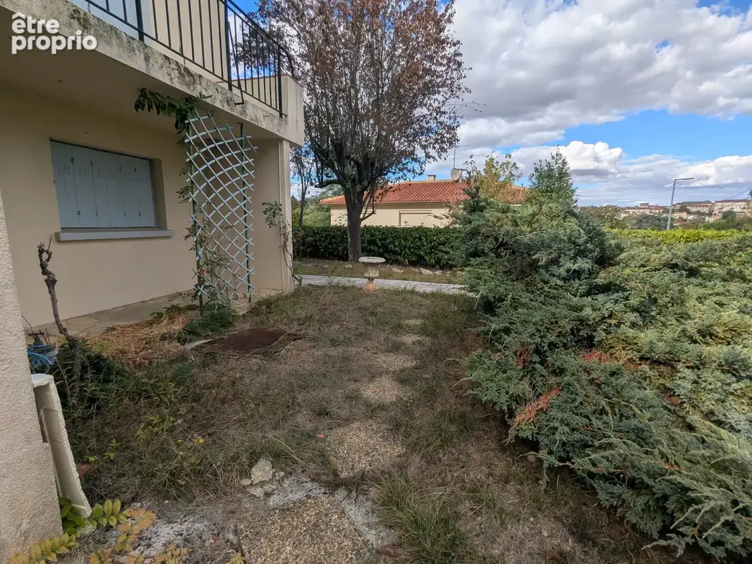 T2 avec jardin et terrasse privatifs à rénover - photo 4