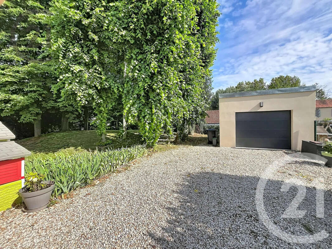 Maison 111 m² à Beaumont  - photo 6