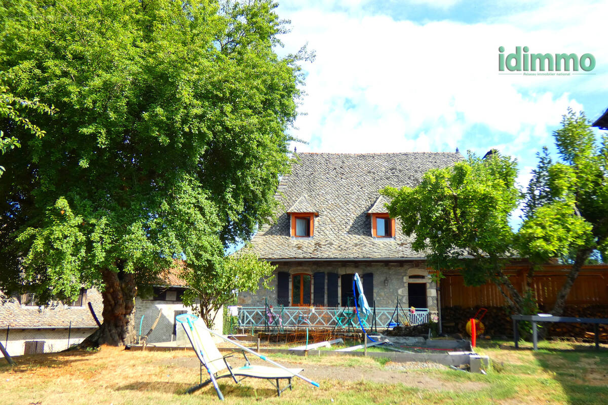 Maison à LACAPELLE-VIESCAMP