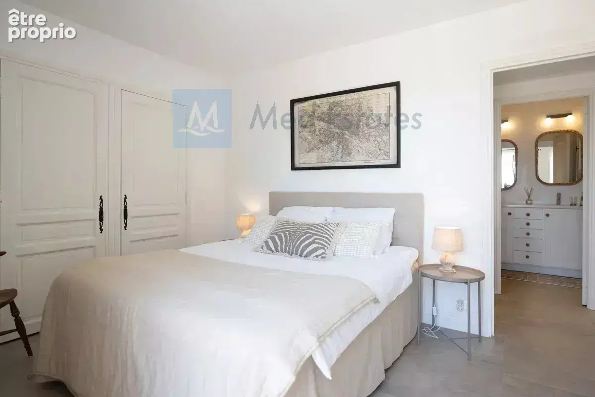 Villa d'exception avec vue panoramique à Grimaud. - photo 14