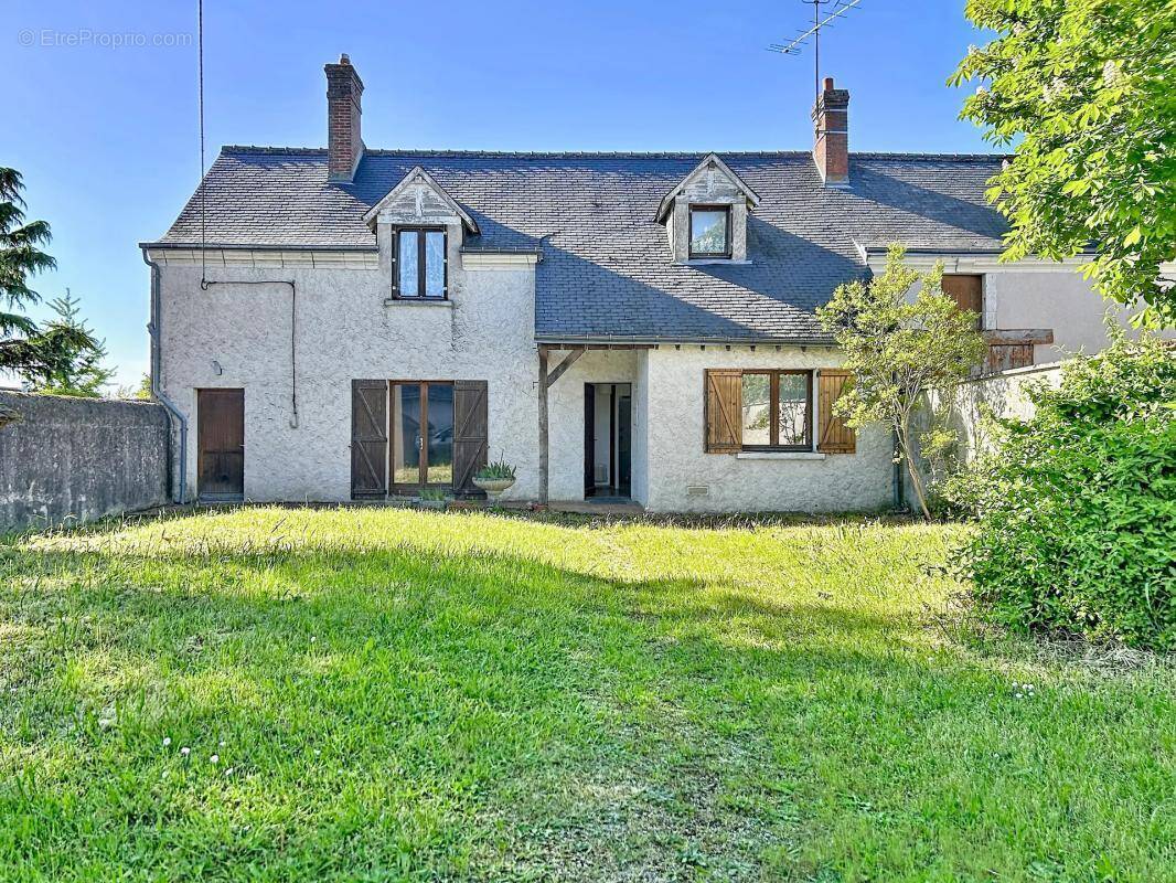 Maison à VINEUIL