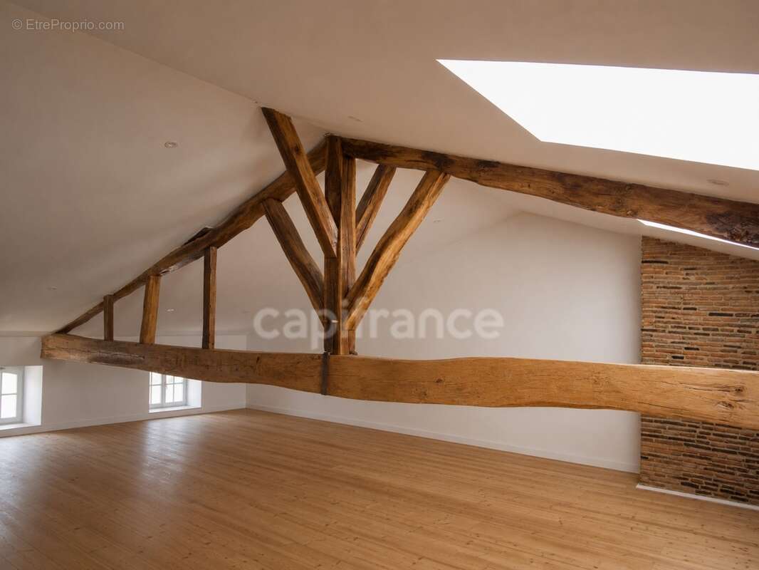 Demeure d'exception au coeur de l'ancienne rue Royale, 6 pièces, 290 m2 avec petit patio  (32) - photo 39