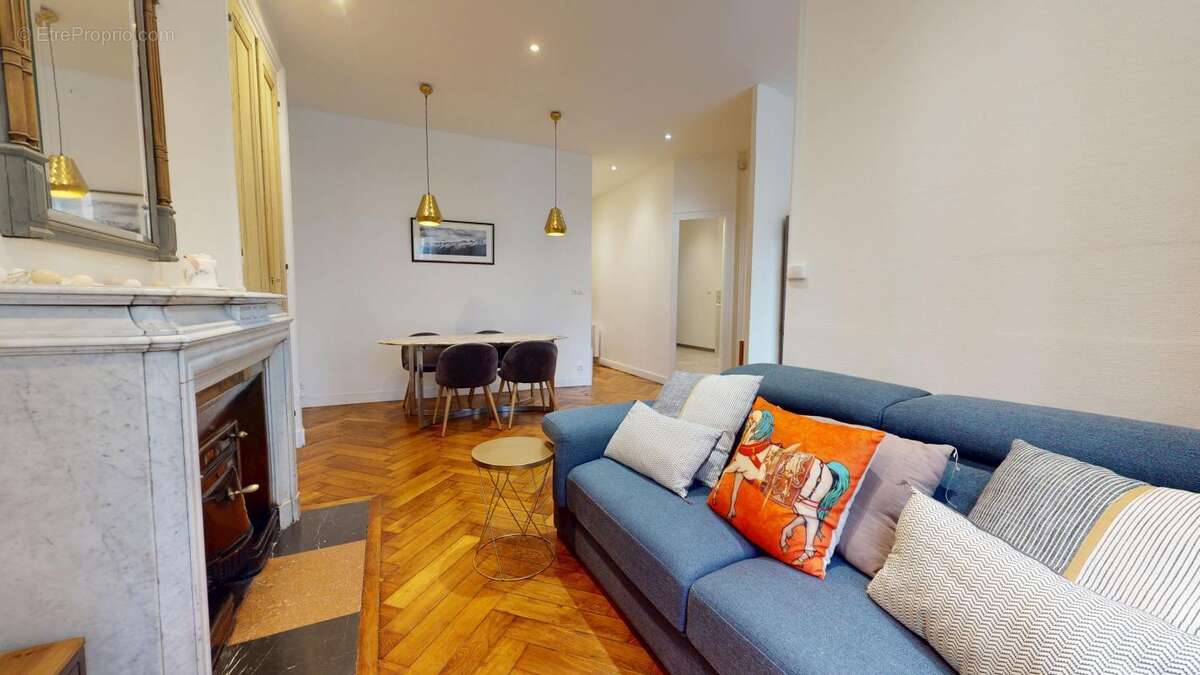 Appartement à LYON-6E