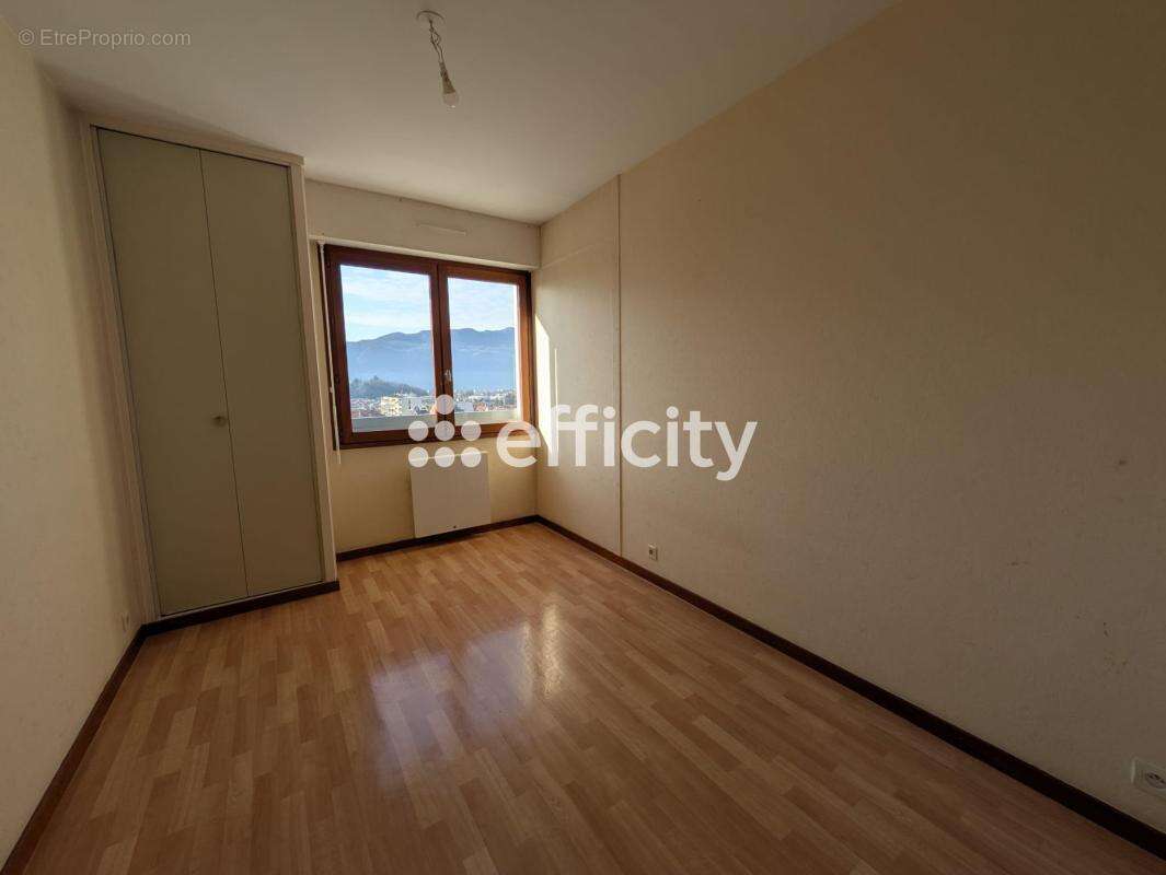 Appartement à AIX-LES-BAINS