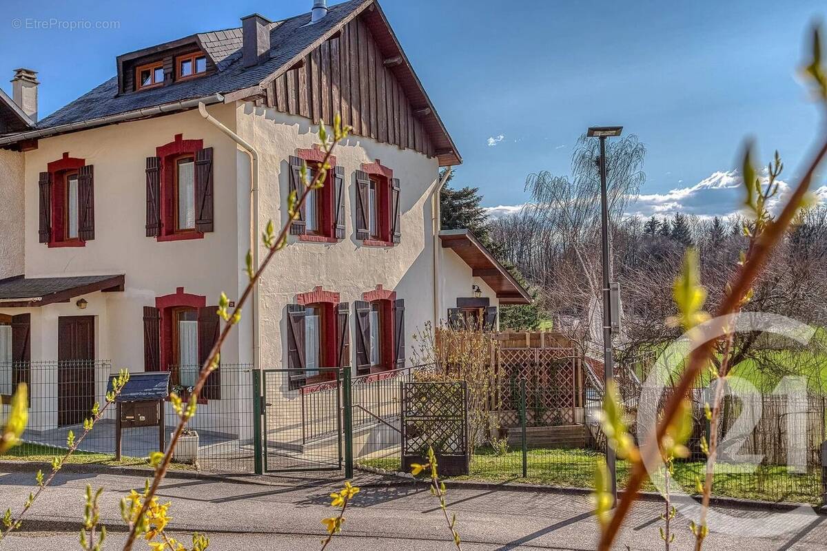 Maison à SAINT-EUSEBE