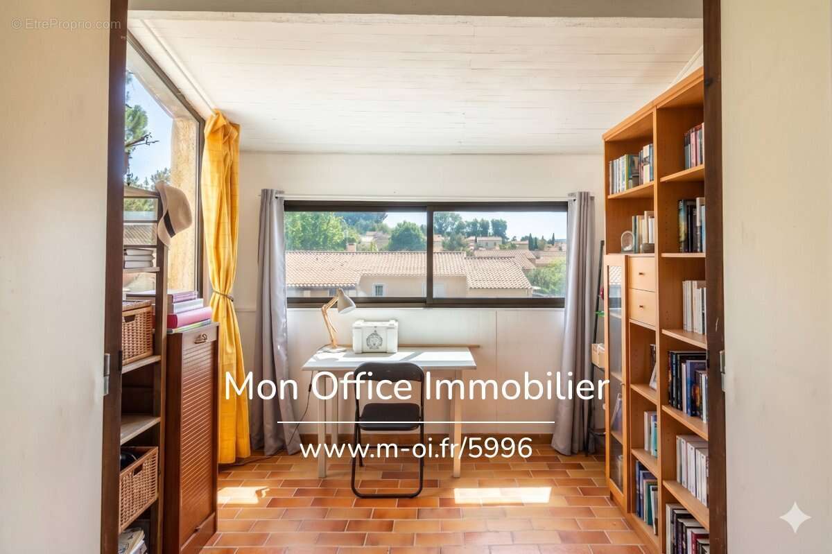 Maison à VENELLES