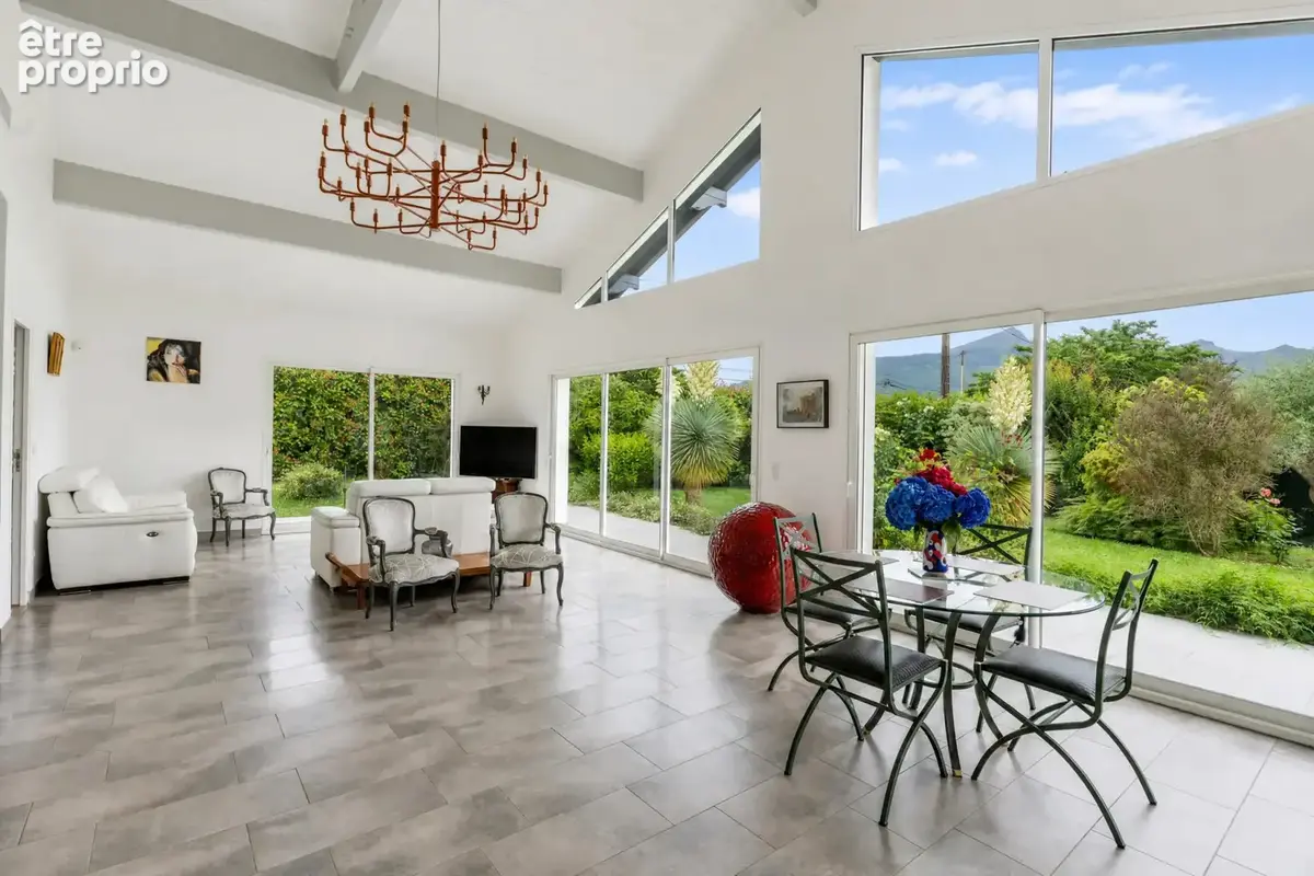 Propriété familiale de 295 m2 avec piscine, vue Rhune et parc paysager de 3 000 m2 - photo 32