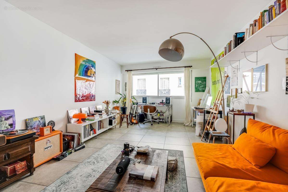 Appartement à PARIS-20E