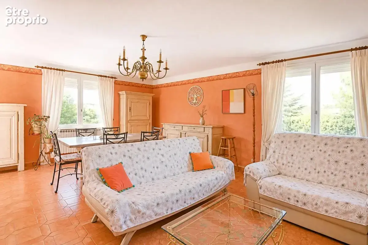 Maison de 4 pièces de 118 m² à Connaux - photo 2