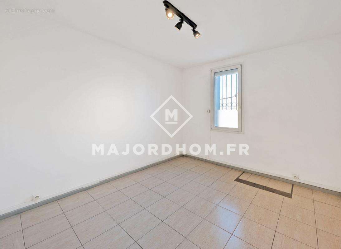 Appartement à MARSEILLE-12E