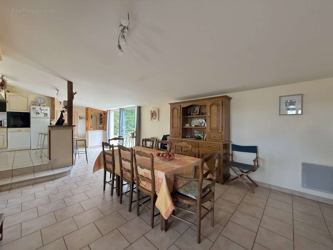 Maison à VERETZ