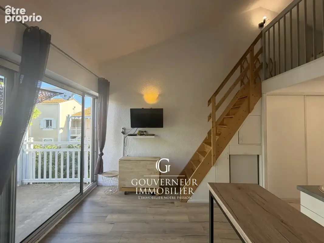 PALAVAS Le Scarlett T2 plus mezzanine rénové avec parking - photo 6
