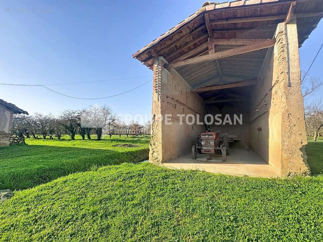 Maison à SAINT-SULPICE