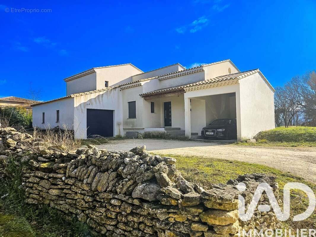 Photo 2 - Maison à CABRIERES-D'AVIGNON