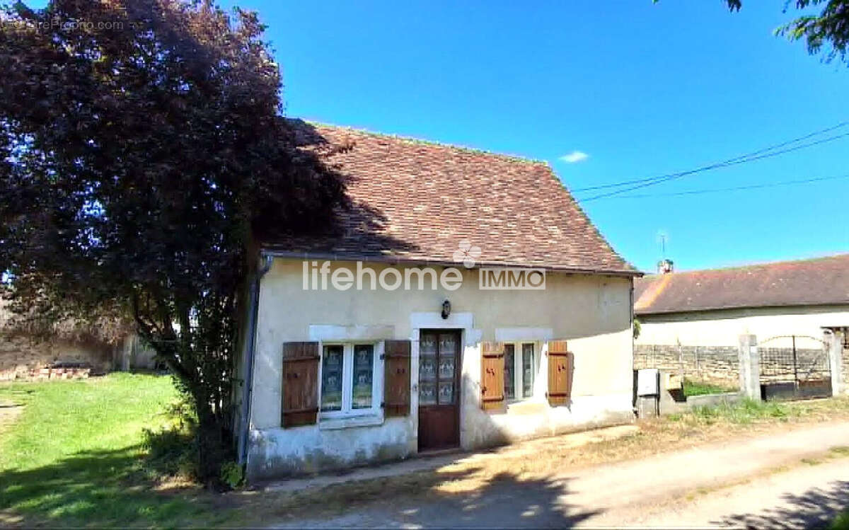 Maison à BETHINES