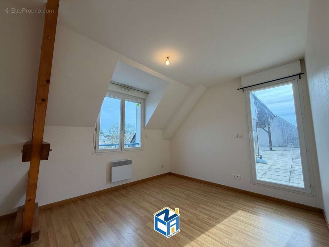 Appartement à BLERE