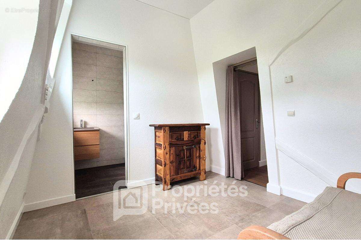Appartement à LIMOURS