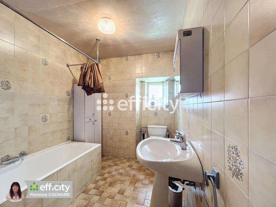 Maison à BOEGE