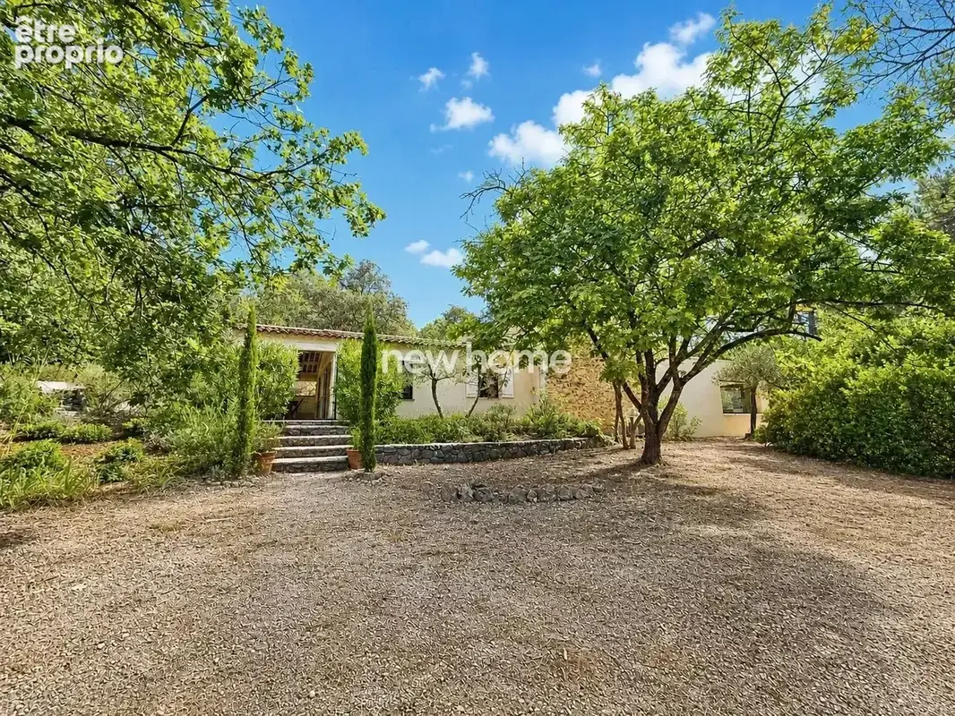 Lorgues – Propriété en pierre rénovée avec piscine et vue sur les vignes - photo 28