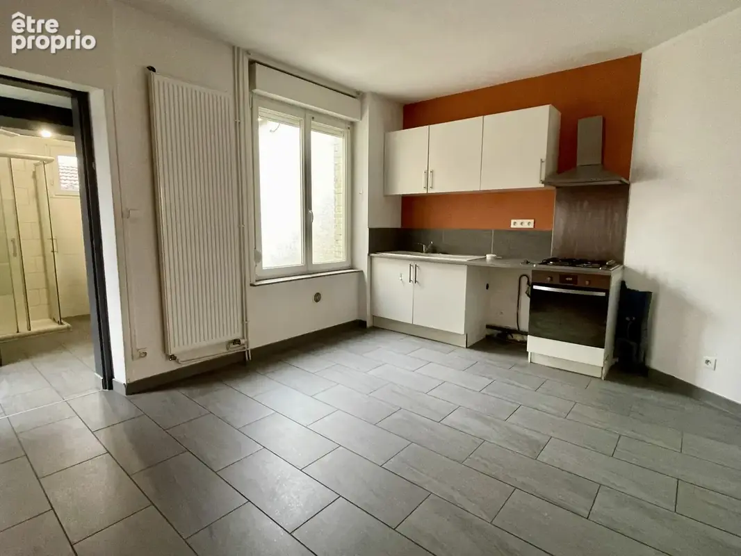 Maison de cité 100 m2 habitables env , terrasse, garage - photo 2