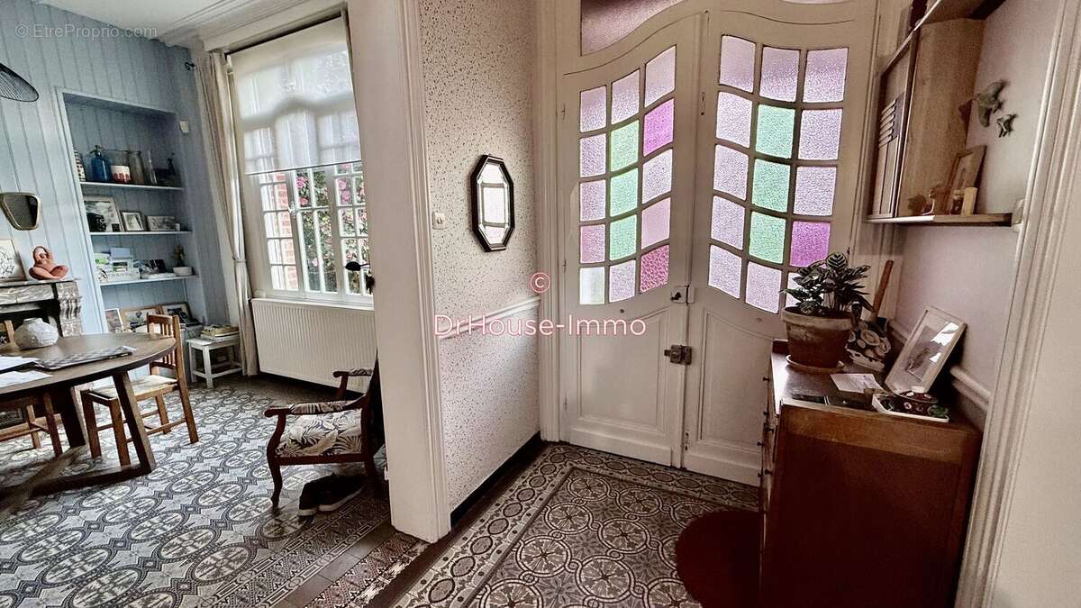 Maison 297 m² à Bethune  - photo 16