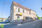 Maison à LE BUISSON-DE-CADOUIN