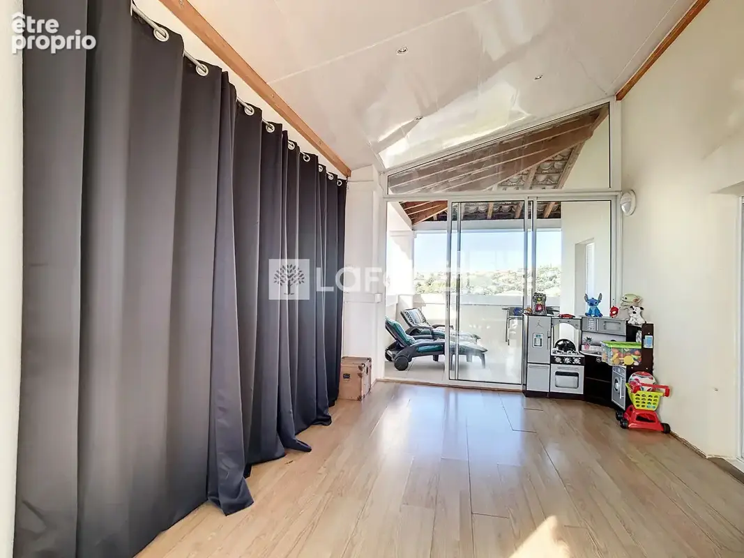 Appartement à JUVIGNAC