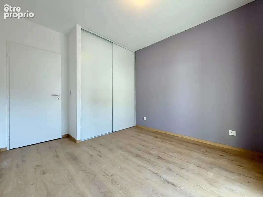 CLUSES CENTRE – T3 prêt à vivre - sans délais ! - photo 6