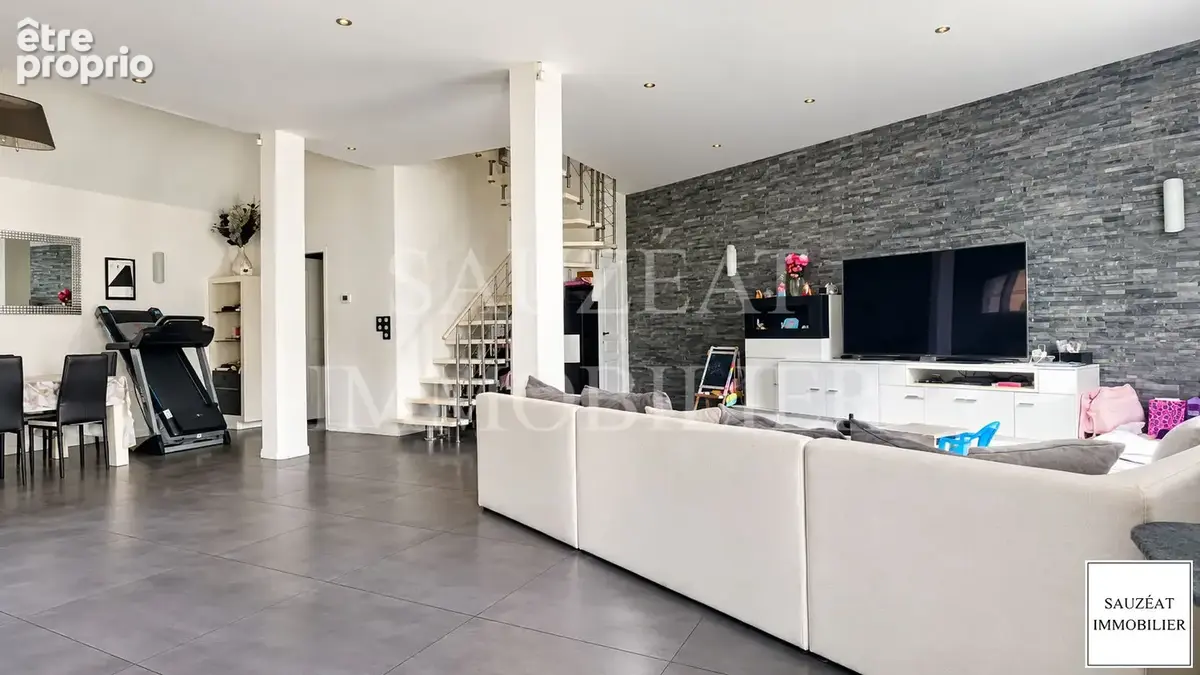 Le Plessis-Robinson - Maison coup de coeur avec jardin - photo 3
