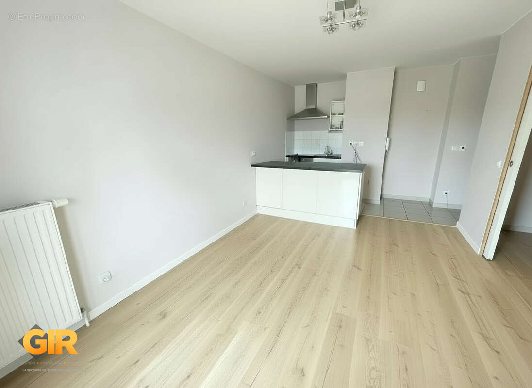 Appartement à SAINT-JACQUES-DE-LA-LANDE