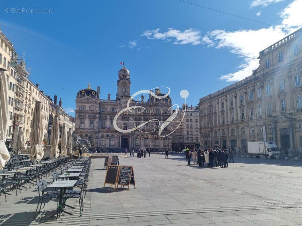 Appartement à LYON-1E