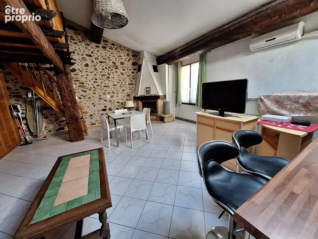 Maison de village 1 face avec grand garage - photo 5