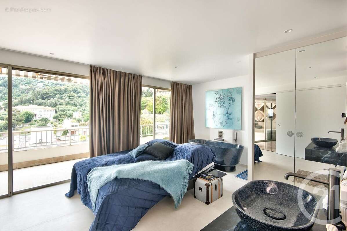 Appartement à MENTON