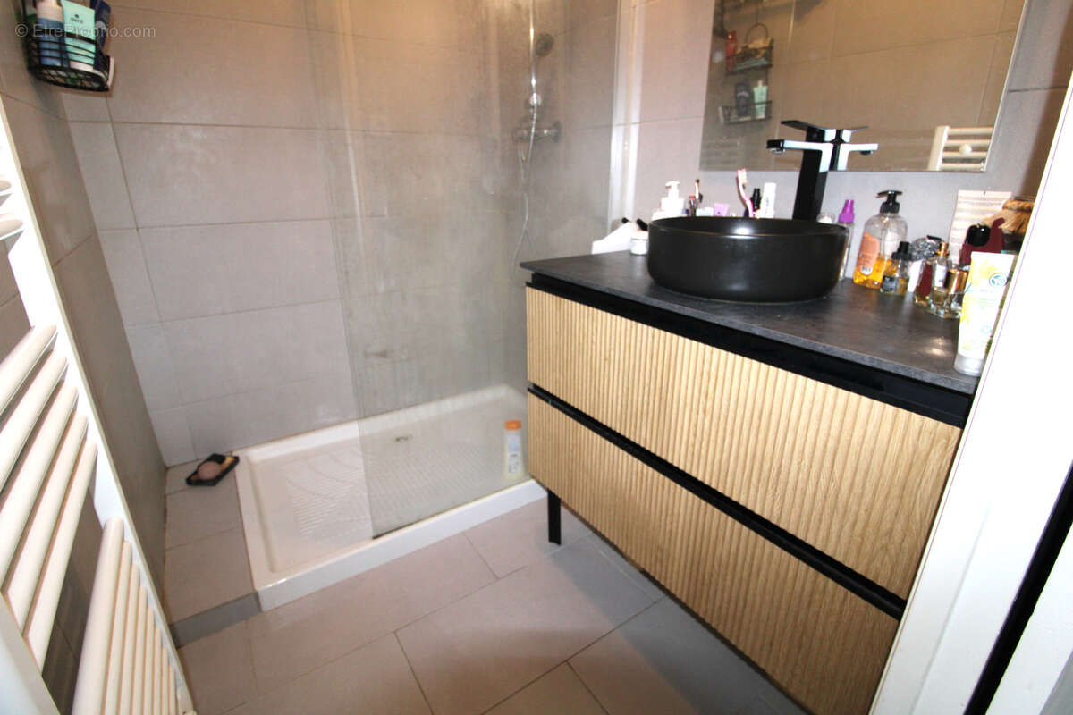 Appartement à MARSEILLE-9E