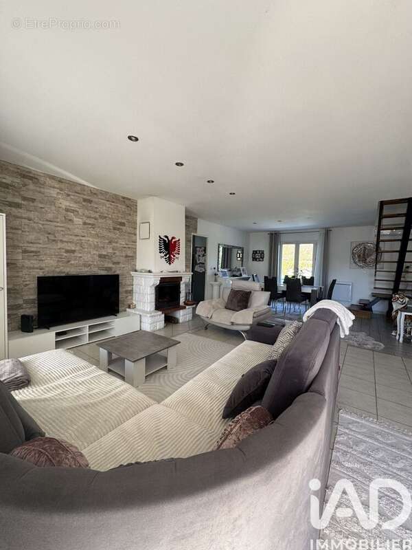 Photo 2 - Maison à BOURGES