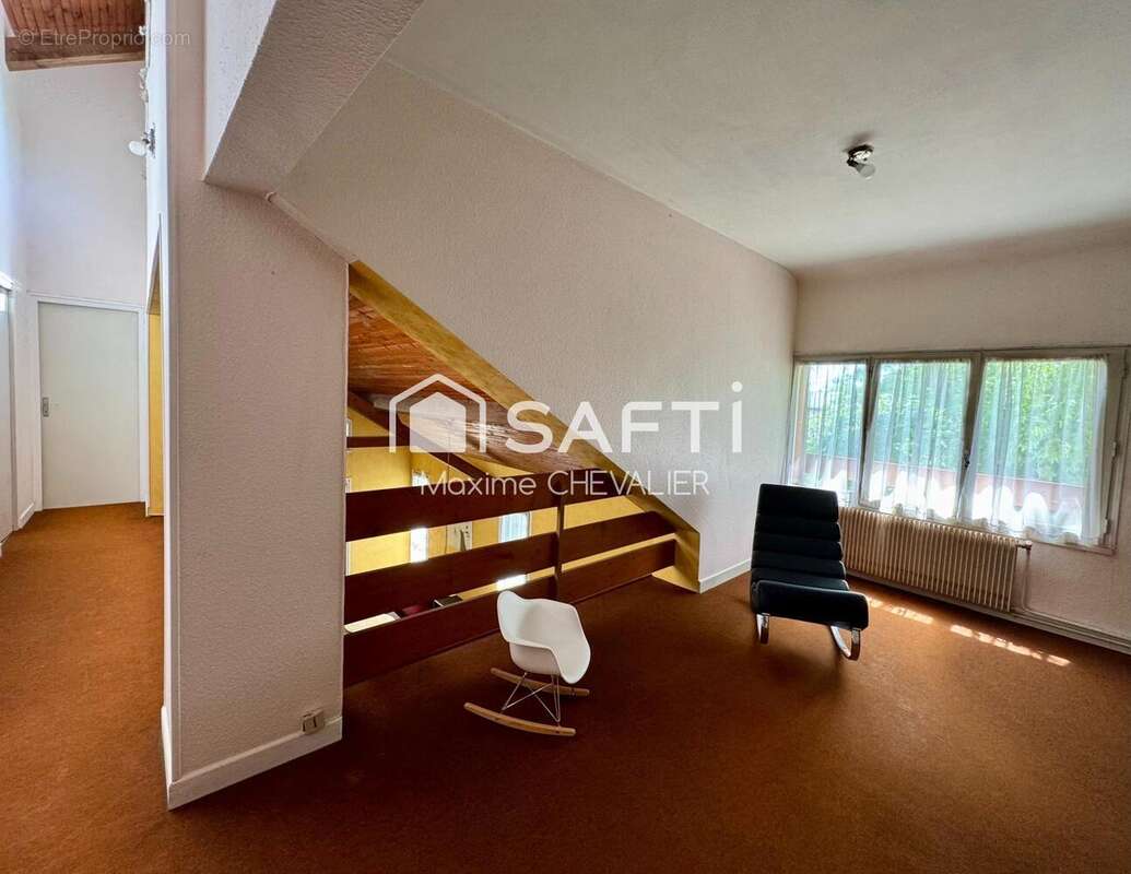 Maison 250 m² à Neuvy-Saint-Sepulchre  - photo 7