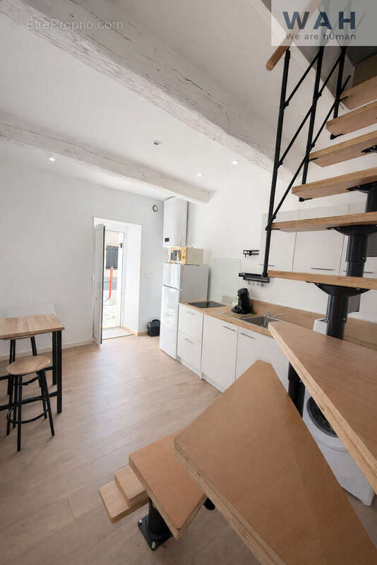 Appartement à SAINT-LAURENT-D'AIGOUZE