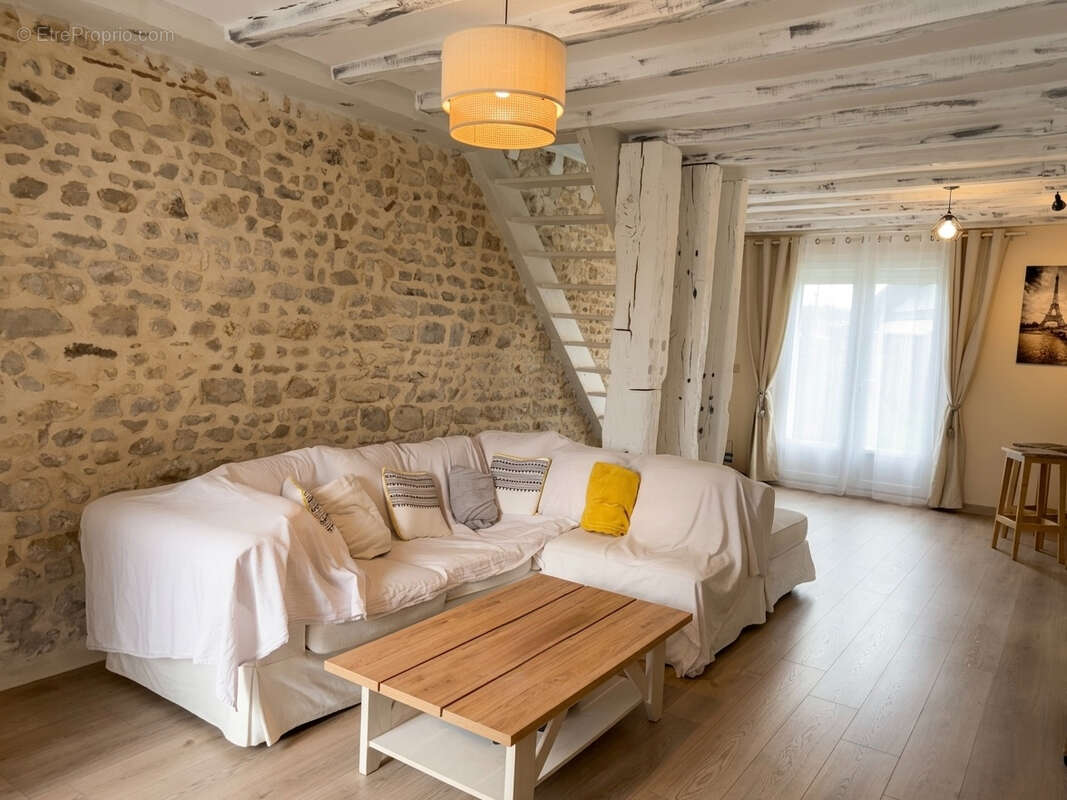 Maison à SAINT-LEGER-LE-PETIT